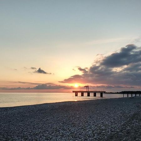 Lukomorye Pizunda Esterno foto